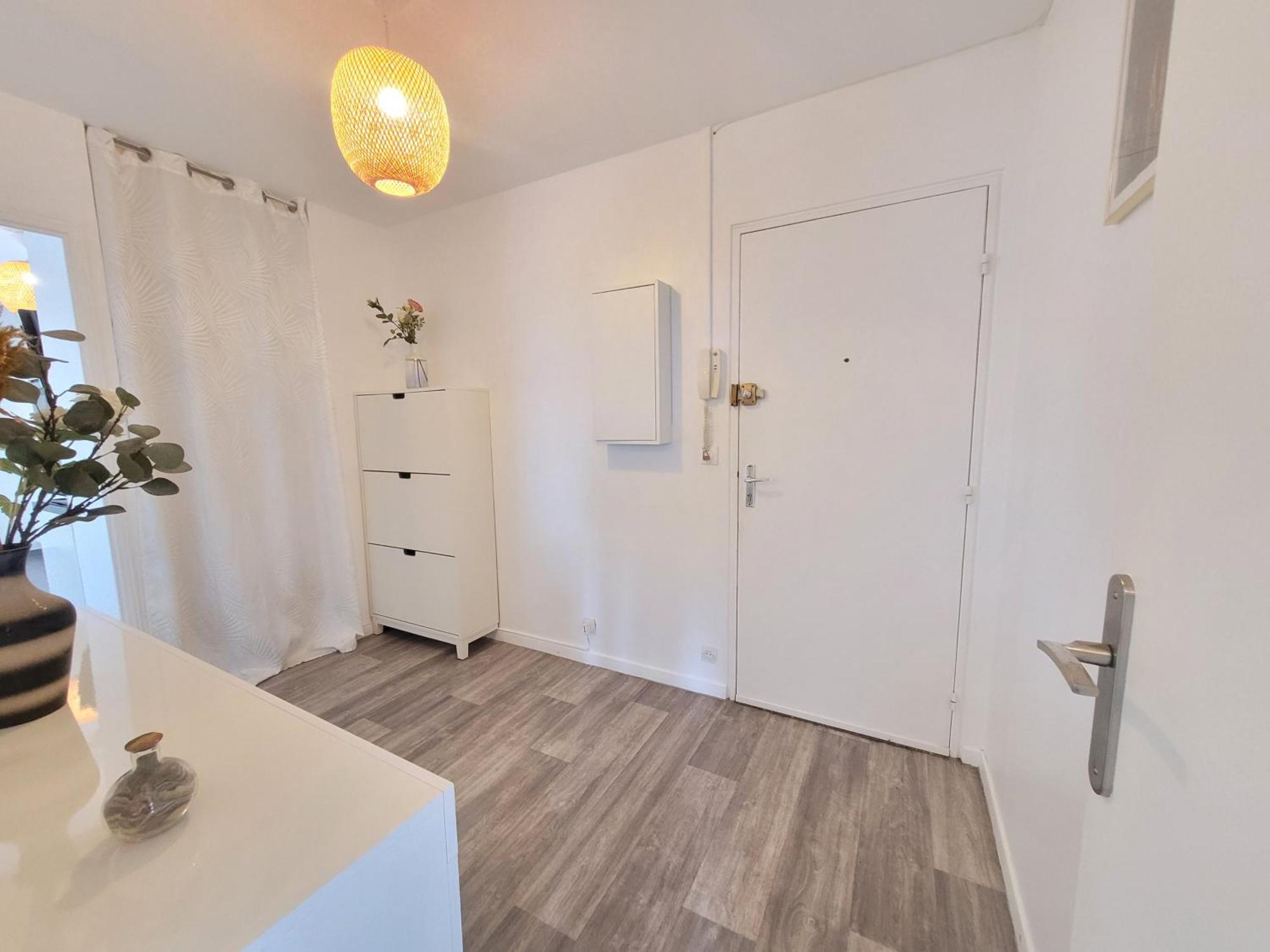 Apartament Parisian Retreat Pour 5 Personnes - 12 Min De Paris - Proche Gare Deuil-la-Barre Zewnętrze zdjęcie