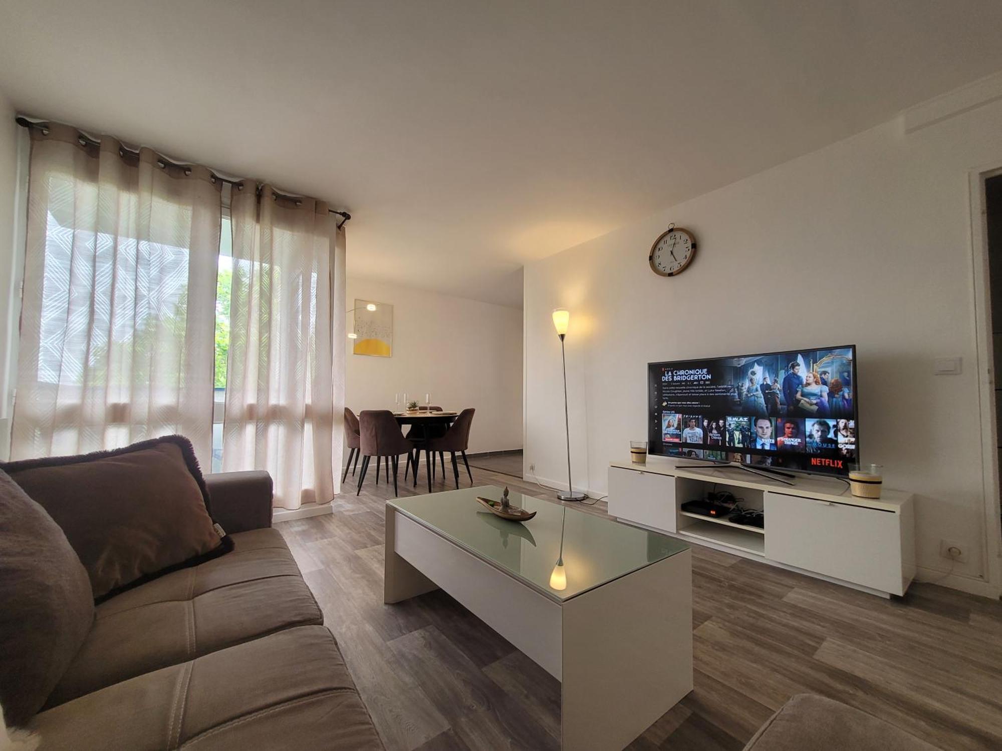 Apartament Parisian Retreat Pour 5 Personnes - 12 Min De Paris - Proche Gare Deuil-la-Barre Zewnętrze zdjęcie