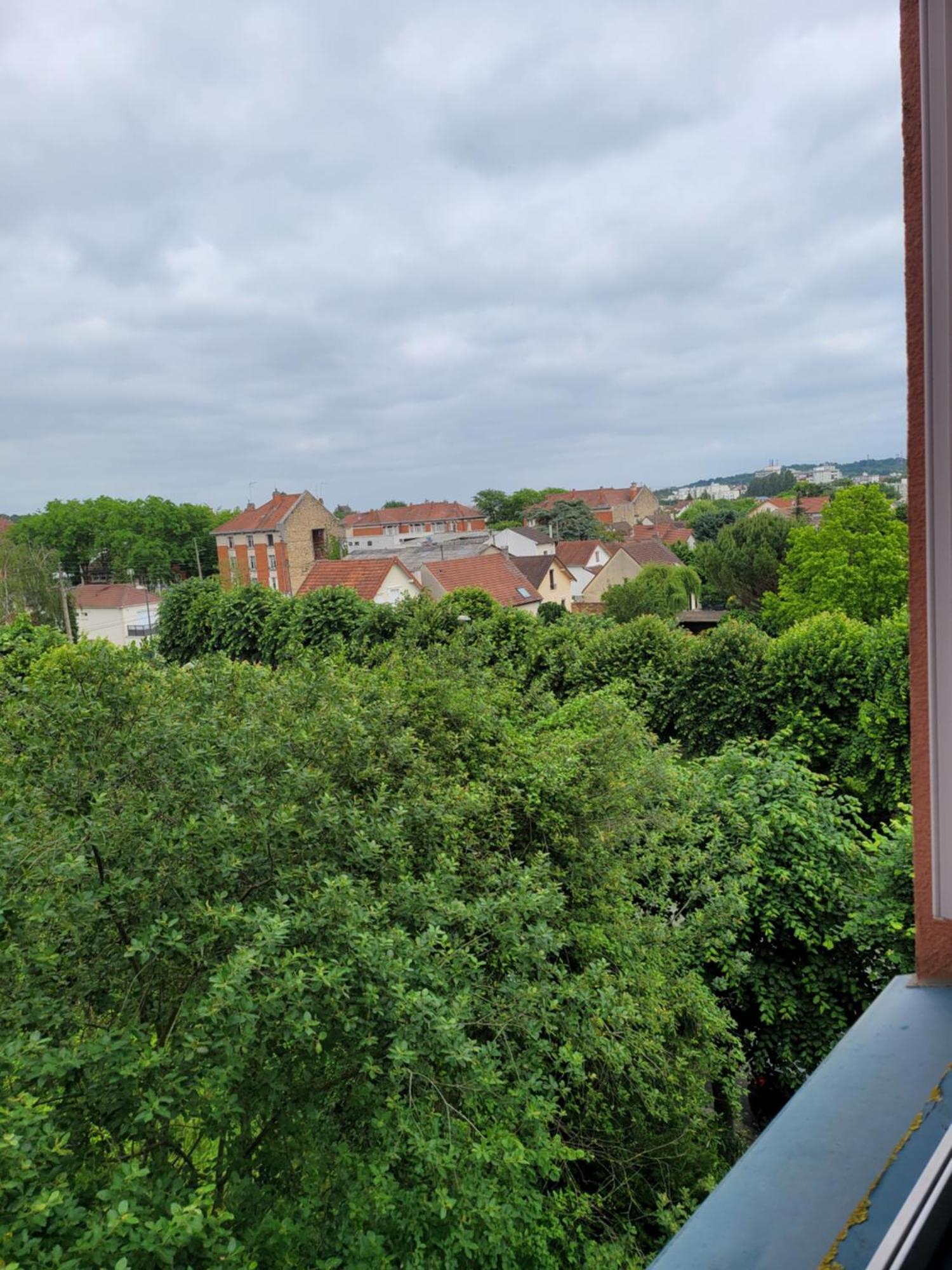 Apartament Parisian Retreat Pour 5 Personnes - 12 Min De Paris - Proche Gare Deuil-la-Barre Zewnętrze zdjęcie